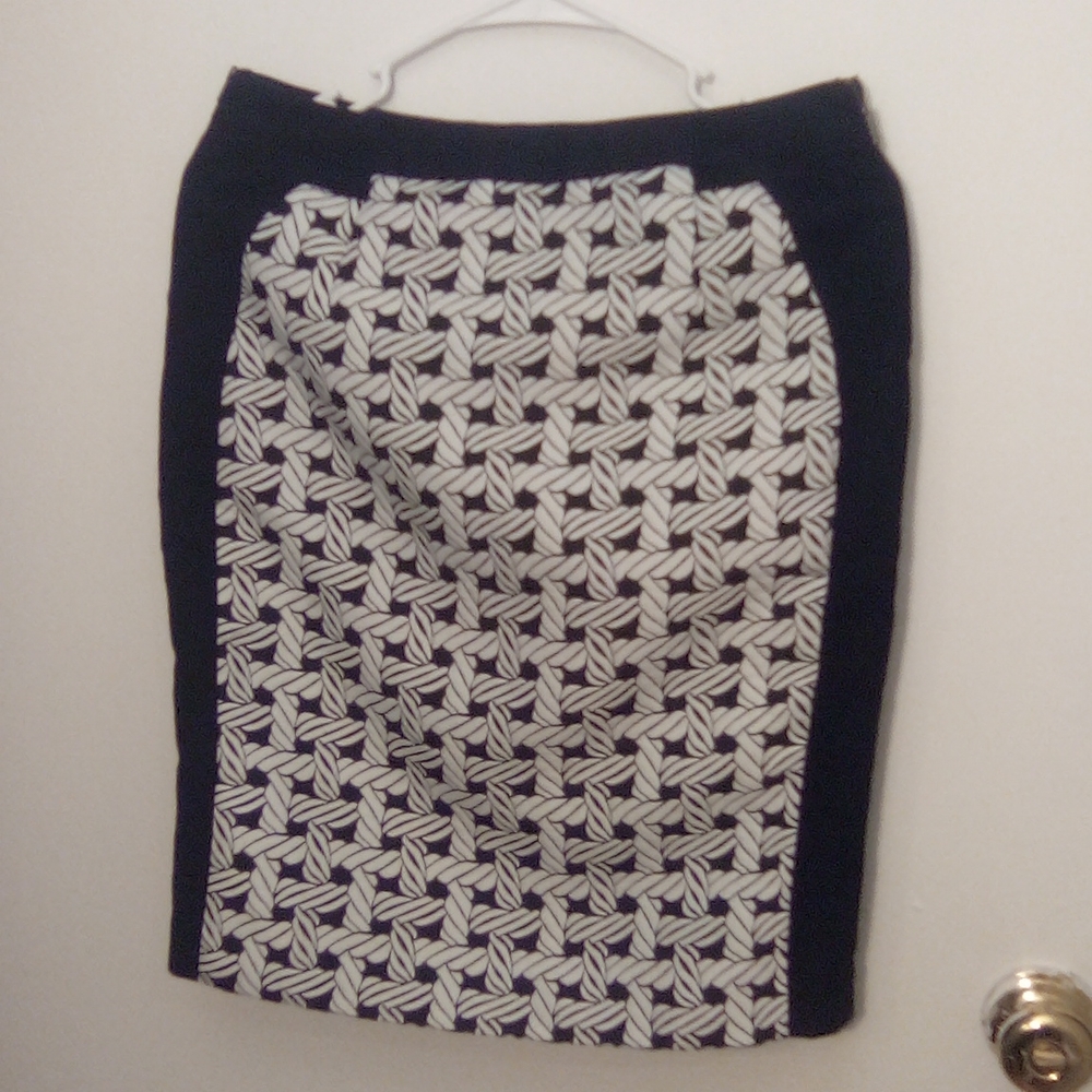 Worthington Skirt